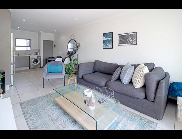 2 BEDROOM APARTMENT FOR SALE IN LONEHILL
